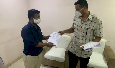 सेक्टर 1 के विकास के लिए प्रदेश सचिव ने विधायक को सौंपा ज्ञापन